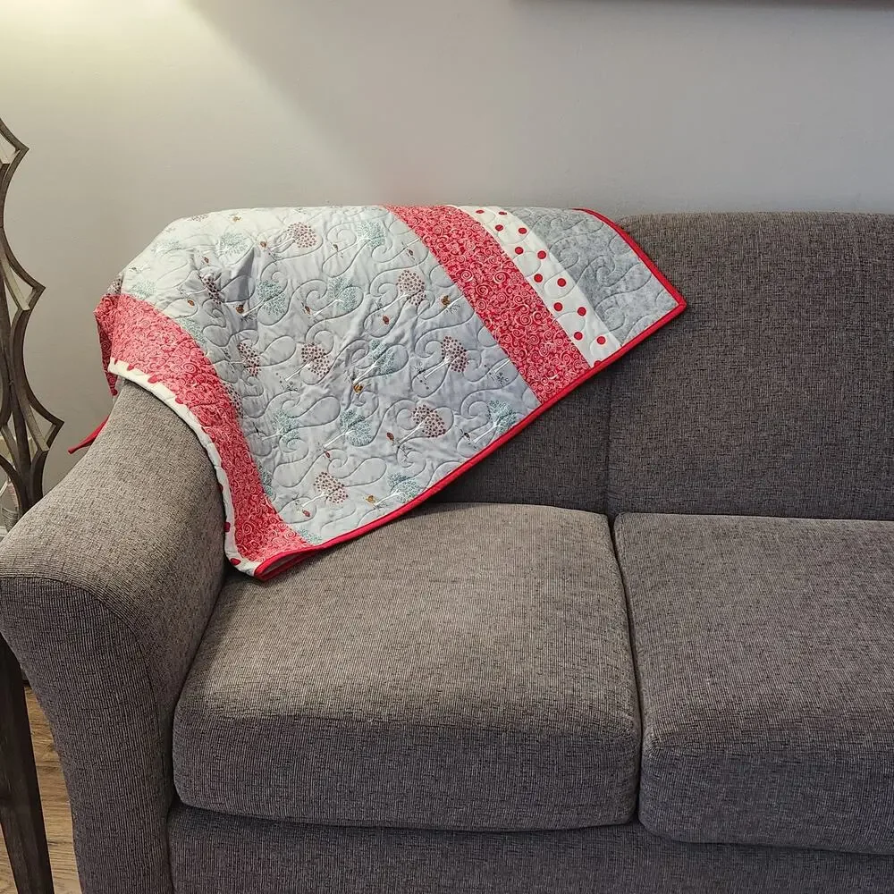 Handmade, New Lap quilt Trees Gray Red Cream 40X40